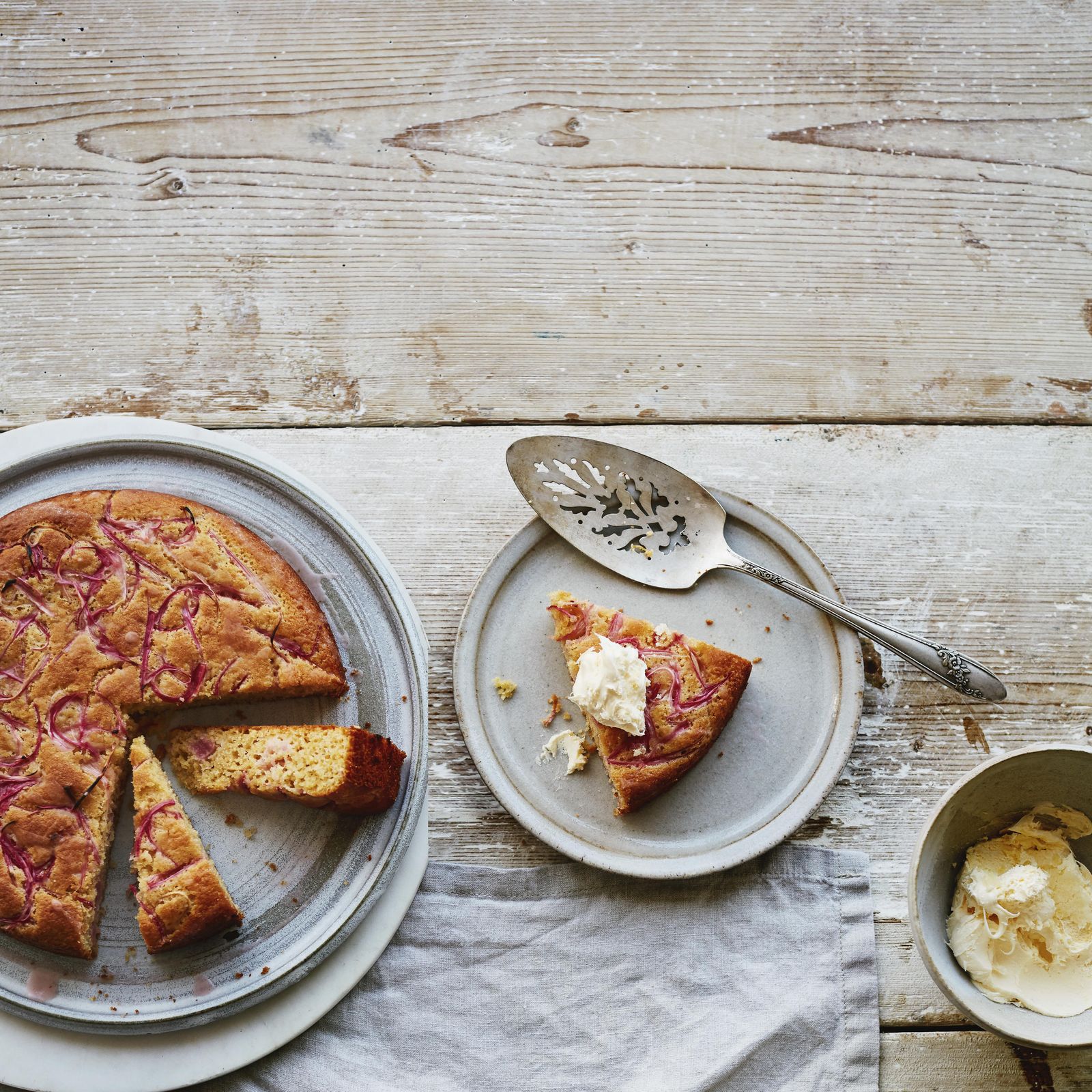 Rhubarb, almond and blood orange cake